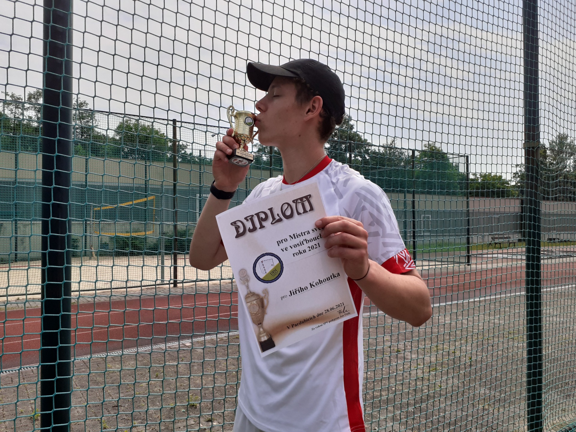 Aktuální Mistr světa (2021) Jiří Kohoutek se svou trofejí