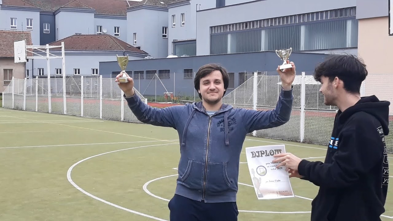 Historicky první Mistr světa (2020) Jan Fiala se svou trofejí